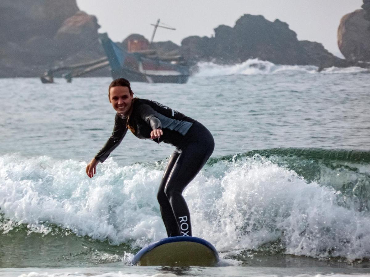 بيت شباب Surf & Party فيليغاما المظهر الخارجي الصورة